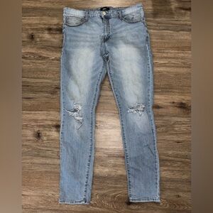 Nova Men's Light Blue Skinny Distressed Jeans